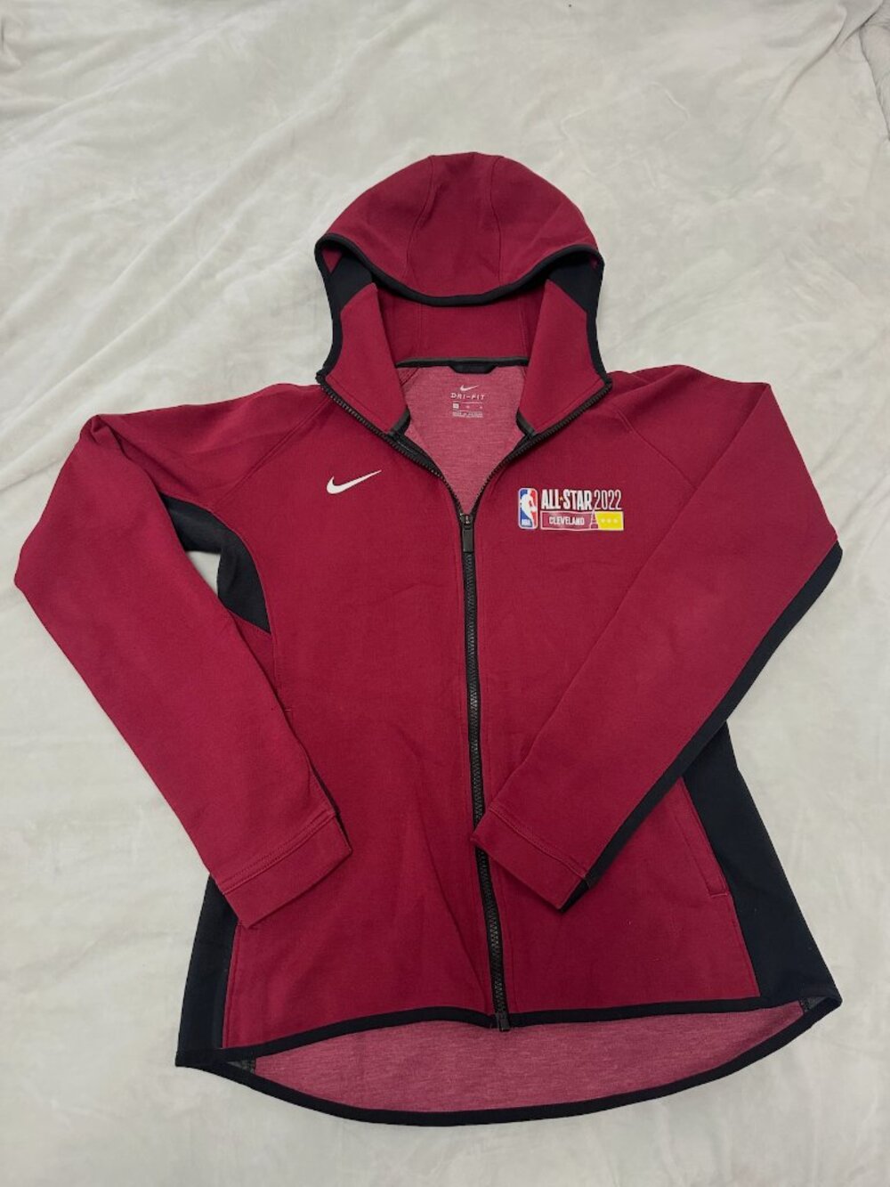 Nike NBA All Star Game 2022 Cleveland Full Zip Hoodie Maroon Womens Medium